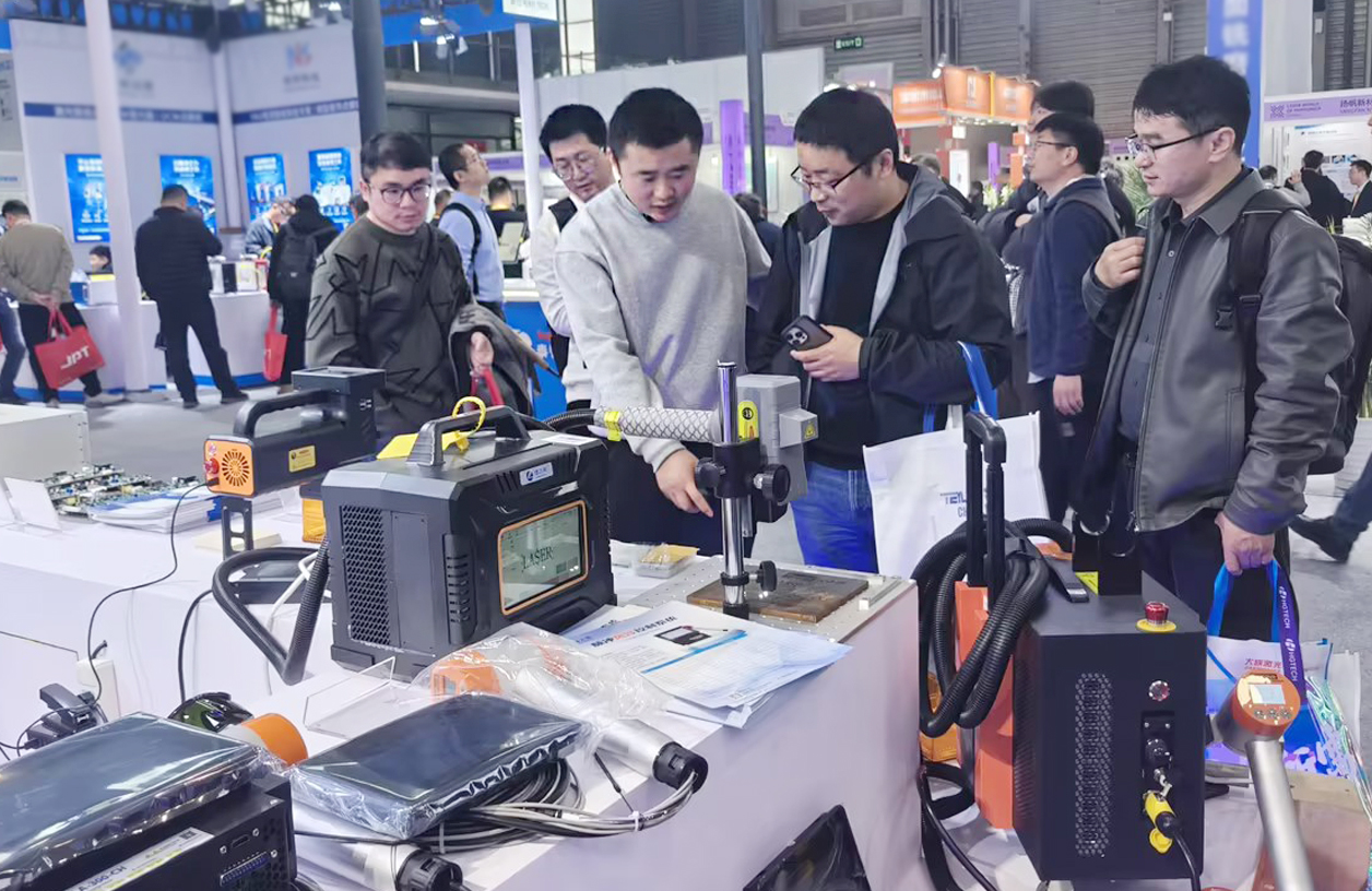 lzy debuts at LASER World of PHOTONICS CHINA(pic5)